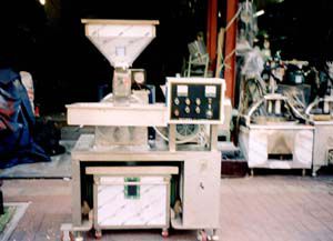 고속분말분쇄기